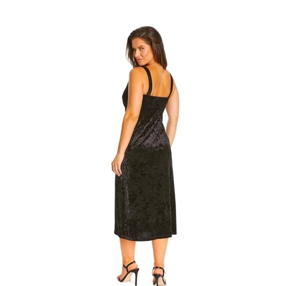 NWT Jessica Simpson Velvet Dress Black Beauty Size M Flattering slip Midi - Picture 3 of 3